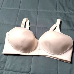 Vanity Fair white seemless cup bra  women's  40D  #1042